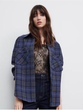 Zara XS Blue Plaid Button-Up Shacket